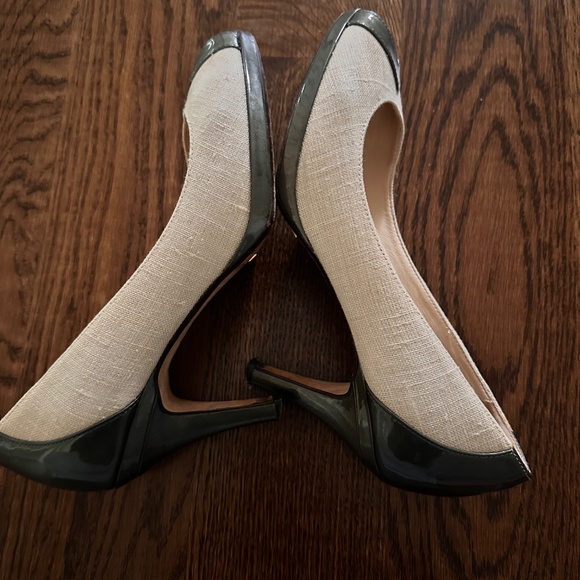 Cole Haan Nike Air Spectator Two Tone Peep Toe Platform Pumps - Size 7B - Picture 6 of 12